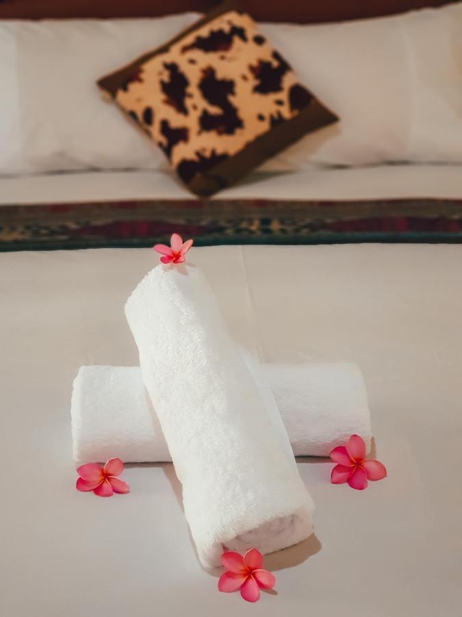 Leaf Coco Bungalow 길리 아이르 외부 사진